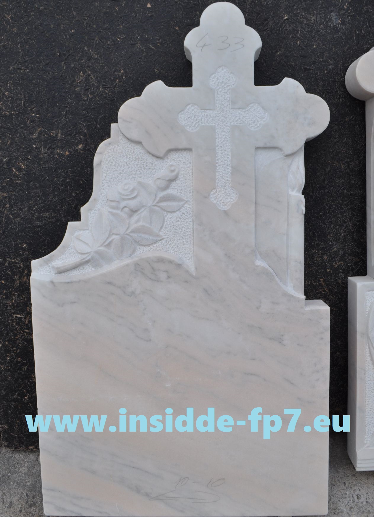 monument funerar model 433