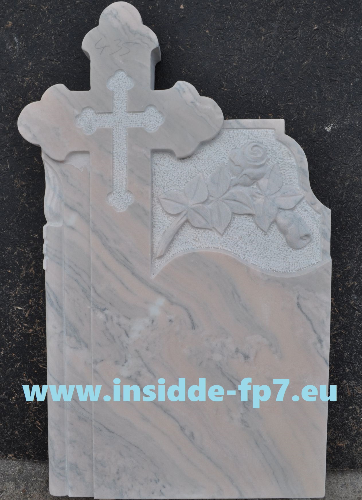 monument funerar model 435
